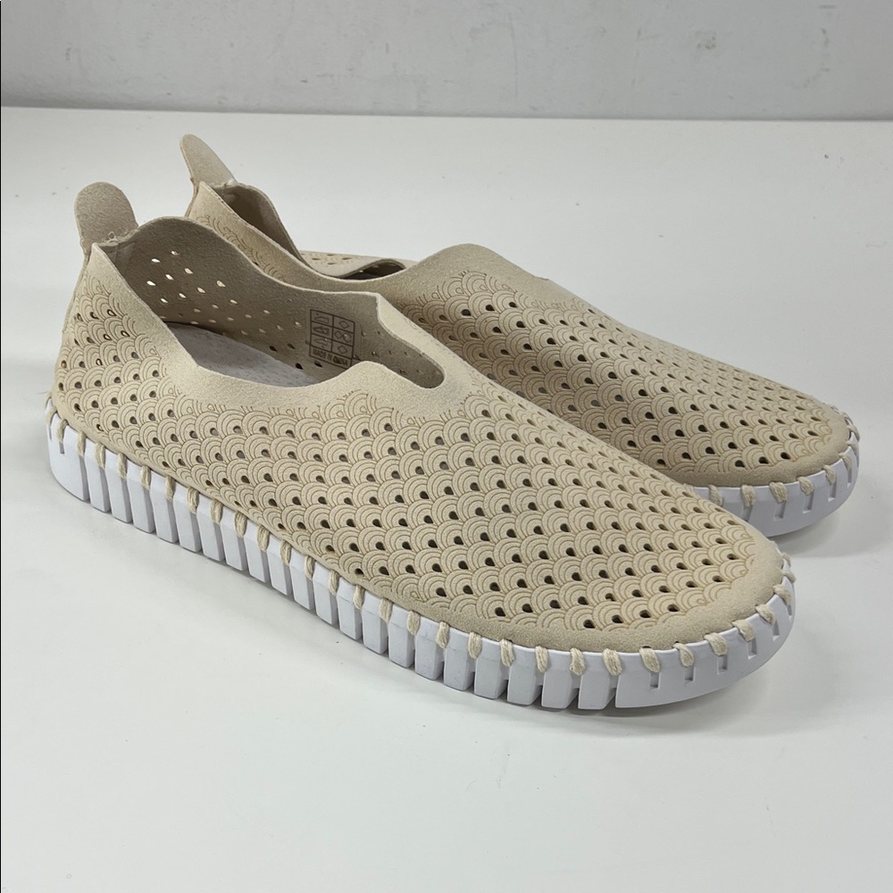 New IIse Jacobsen Tulip Slip-On Loafer in Tan Cushioned Size 38